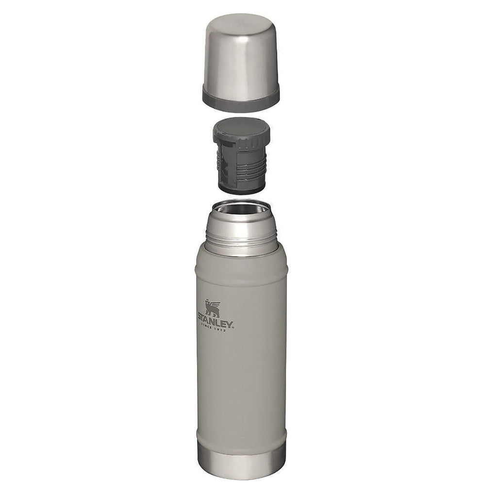 Legendary Classic Bottle Insulated Thermal 0.75L